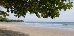Foto di Langogan Beach e l'insediamento