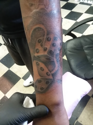 Tattoo Shop «Tattoo Renaissance», reviews and photos, 5323 Greenbrook Dr, Charlotte, NC 28205, USA