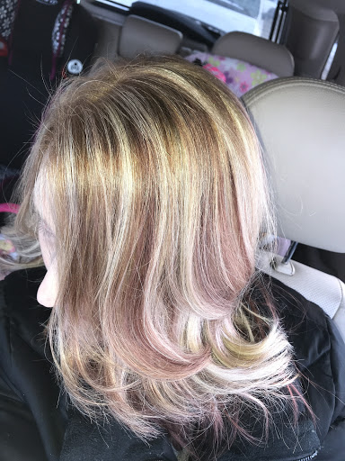 Beauty Salon «Salon Rushelle», reviews and photos, 106 S Main St #3, Brooklyn, MI 49230, USA