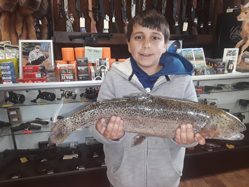 Fishing Store «Indian Creek Fishing & Fire Arms», reviews and photos, 3479 Mango Dr, Danielsville, PA 18038, USA