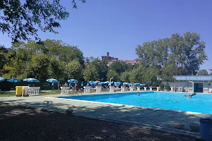 Pools of Trisobbio image