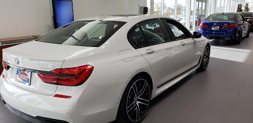 BMW Dealer «Chapman BMW On Camelback», reviews and photos, 830 E Camelback Rd, Phoenix, AZ 85014, USA