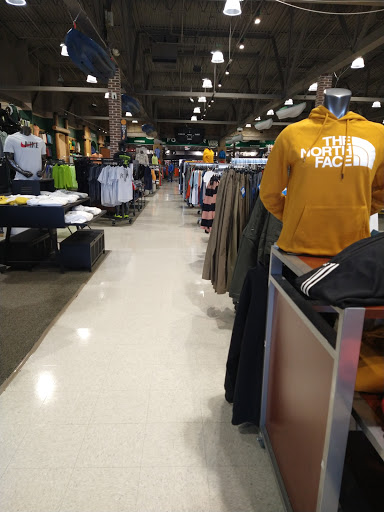 Auto Insurance Agency «AAA Willow Grove Car Care Insurance Travel Center», reviews and photos, 2506 W Moreland Rd, Willow Grove, PA 19090, USA