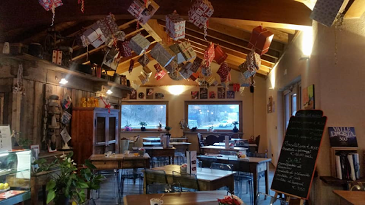 Bar Bistrot À Quatre Pattes Via Monte Emilius, 79, 11020 Villefranche AO, Italia