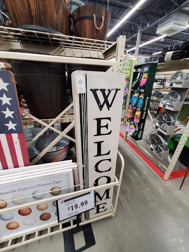 Home Improvement Store «Tractor Supply Co.», reviews and photos, 8135 Brookville Rd, Indianapolis, IN 46239, USA