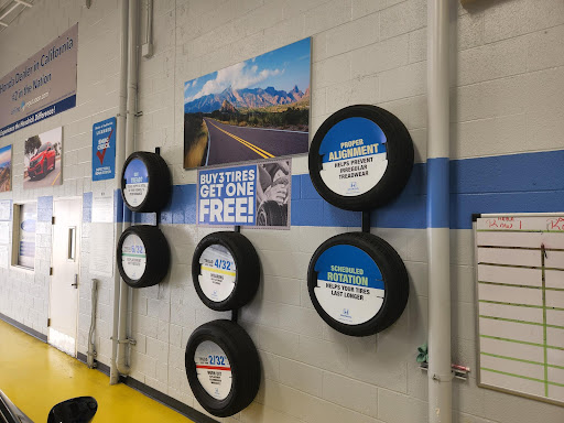 Honda Dealer «Honda of El Cerrito», reviews and photos, 11755 San Pablo Ave, El Cerrito, CA 94530, USA