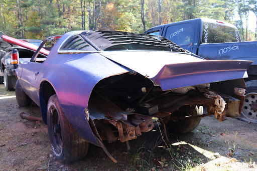 Used Auto Parts Store «Camaro Heaven / Drew Auto Parts», reviews and photos, 112 Clark Rd, Tilton, NH 03276, USA