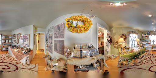 Wine Store «1st Avenue Wine House», reviews and photos, 3412 1st Ave NE, Cedar Rapids, IA 52402, USA