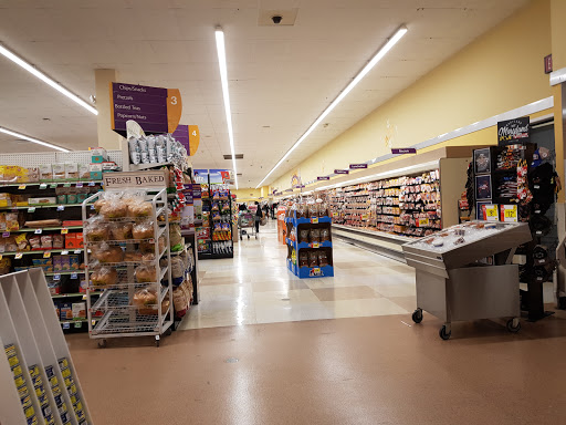 Supermarket «Giant», reviews and photos, 3521 East-West Hwy, Hyattsville, MD 20782, USA