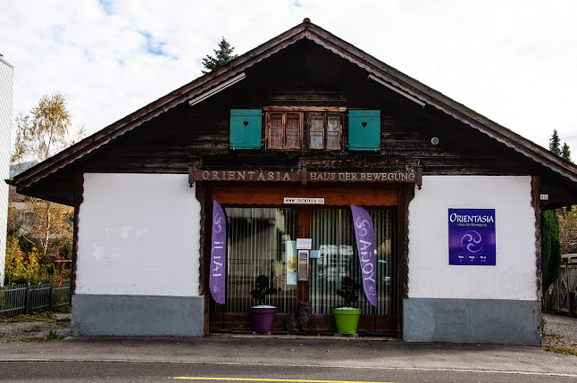 Gwattstrasse 93A, 3645 Thun, Schweiz