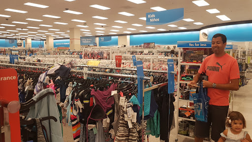 Clothing Store «Ross Dress for Less», reviews and photos, 1141 5th St, Miami Beach, FL 33139, USA