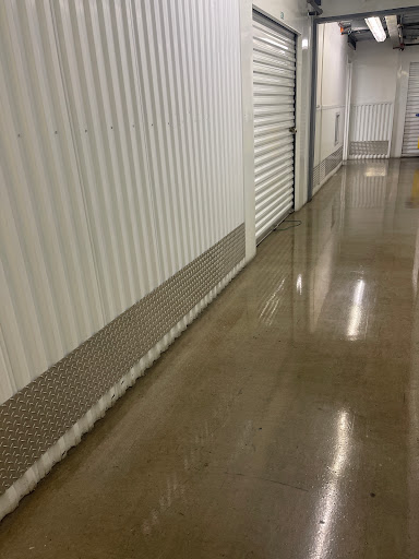 Extra Space Storage image