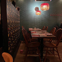 Atmosphère du Restaurant de dimsums Yoom Rive Droite à Paris - n°15