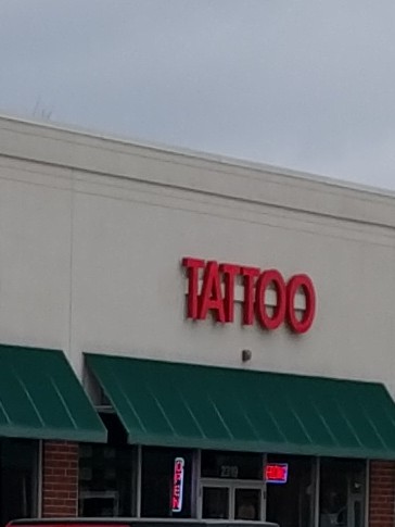 Tattoo Shop «Electric Tattoo Parlor , Piercing, and Tattoo Removal.», reviews and photos, 2319 Randall Rd, Carpentersville, IL 60110, USA