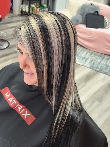 Beauty Salon «Serendipity Salon», reviews and photos, 309 S Hickory Dr, Bloomington, IN 47403, USA