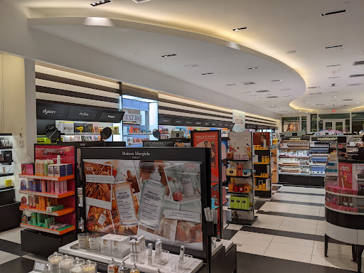 Cosmetics Store «SEPHORA», reviews and photos, 1149 Broadway Plaza, Walnut Creek, CA 94596, USA