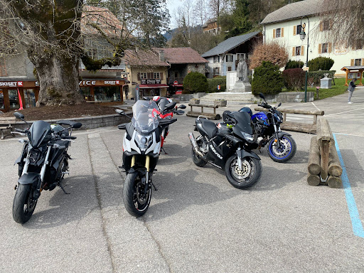 Coaching Motorcycle Perfectionnement Manu à Thonon-les-Bains, Haute-Savoie