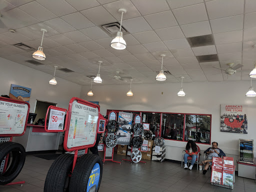 Discount Tire image 7