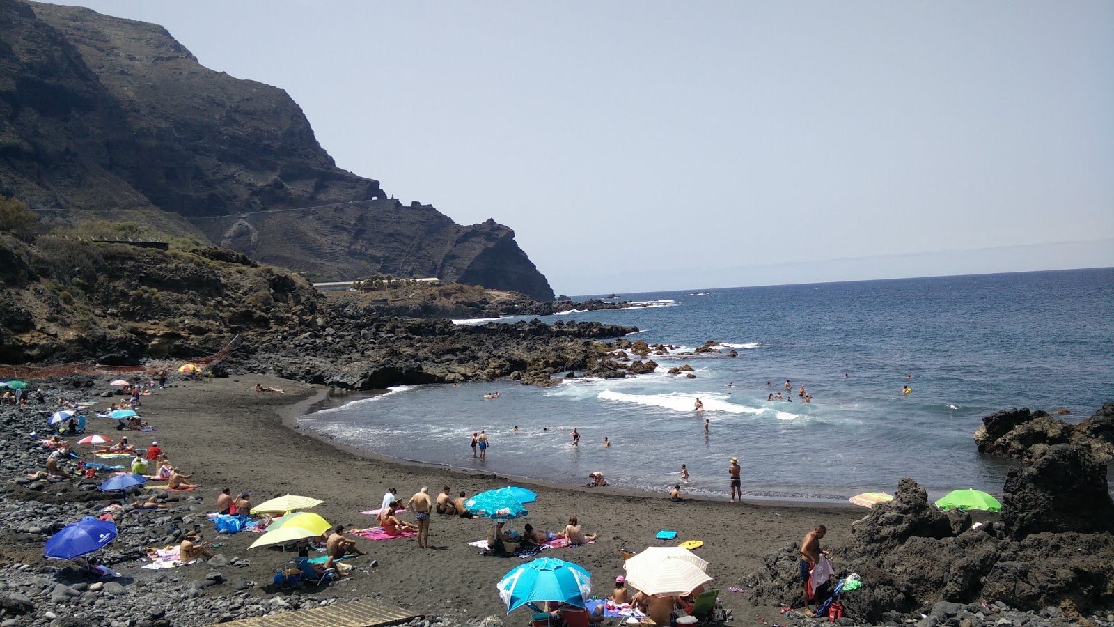 Photo of Playa de Las Arenas with blue pure water surface