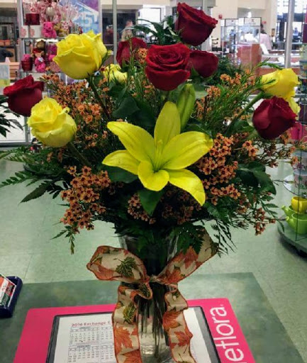 Florist «Fort Campbell Flower Shop», reviews and photos, 2840 Bastogne Ave, Fort Campbell, KY 42223, USA