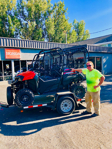 Honda Dealer «Parriott Motors Honda», reviews and photos, 1027 Pope St, St Helena, CA 94574, USA