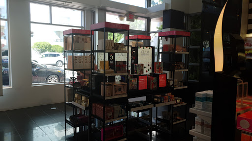 Cosmetics Store «SEPHORA», reviews and photos, 721 Collins Ave, Miami Beach, FL 33139, USA