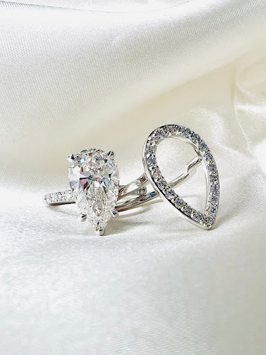 Jewelry Store «Toner Jewelers», reviews and photos, 6285 W 135th St, Overland Park, KS 66223, USA