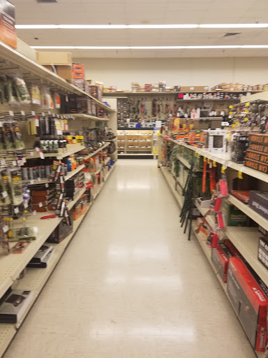 Sporting Goods Store «Academy Sports + Outdoors», reviews and photos, 7513 N Interstate Hwy 35, Austin, TX 78752, USA