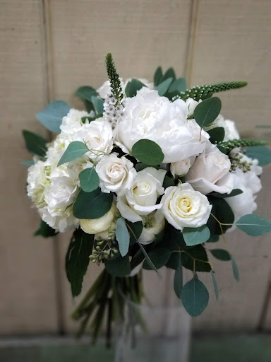 Florist «AAA Florist», reviews and photos, 1277 W 6th St, Corona, CA 92882, USA