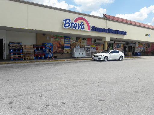 Grocery Store «Bravo Supermarkets», reviews and photos, 2435 US Hwy 98 N, Lakeland, FL 33805, USA