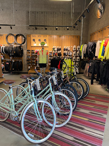 Camping Store «REI», reviews and photos, 12218 E Foothill Blvd, Rancho Cucamonga, CA 91739, USA