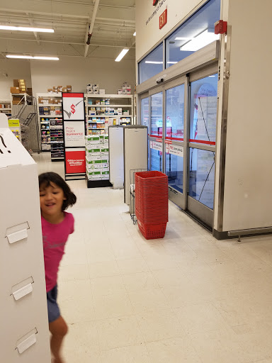 Office Supply Store «Office Depot», reviews and photos, 1975 SE Tualatin Valley Hwy, Hillsboro, OR 97123, USA