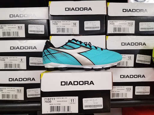 Sporting Goods Store «Stateline Sports», reviews and photos, 22 Bridge St, West Lebanon, NH 03784, USA