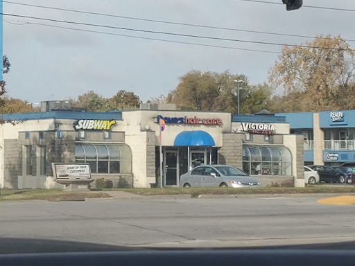 Dry Cleaner «Victoria Cleaners and Alterations», reviews and photos, 4226 Fleur Dr, Des Moines, IA 50321, USA