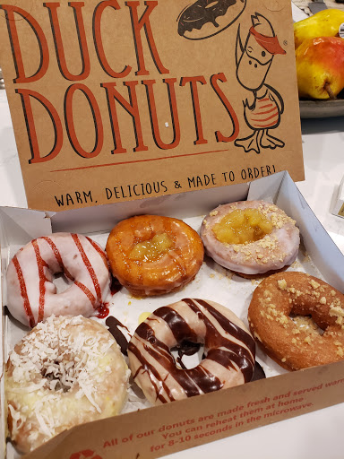 Donut Shop «Duck Donuts», reviews and photos, 100 Wrenn Dr #101, Cary, NC 27511, USA
