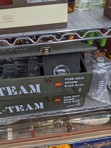 Liquor Store «B & B Beer & Wine», reviews and photos, 31723 23 Mile Rd, Chesterfield, MI 48047, USA