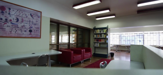 Facultad De Ciencias Económicas Y Administrativas PUCV - Valparaíso