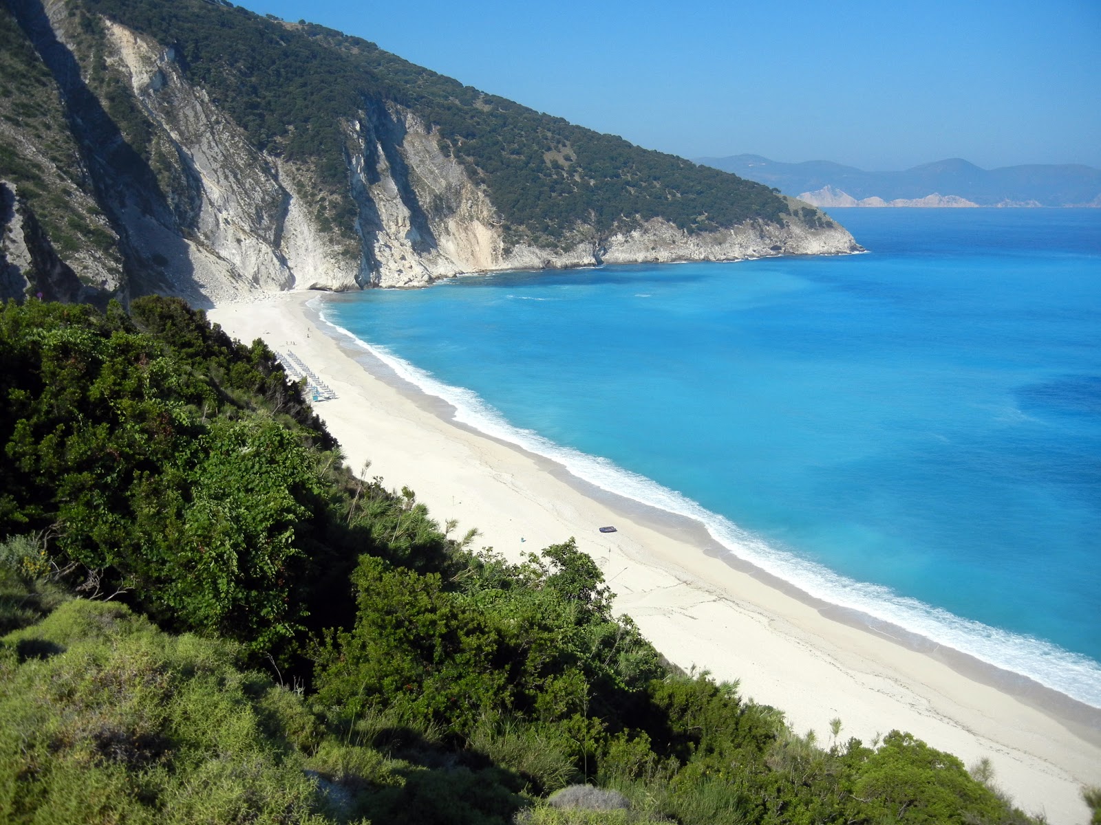 Zdjęcie Plaża Petani położony w naturalnym obszarze