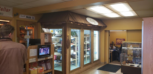 Tobacco Shop «Pipes & Pleasures», reviews and photos, 4244 E Main St, Columbus, OH 43213, USA