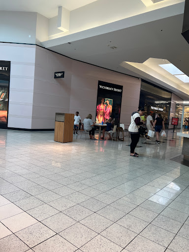 Shopping Mall «Great Northern Mall», reviews and photos, 4954 Great Northern Mall, North Olmsted, OH 44070, USA