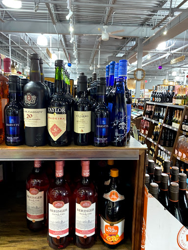 Wine Store «Seaholm Wines & Liquors», reviews and photos, 134 Wall St, Huntington, NY 11743, USA