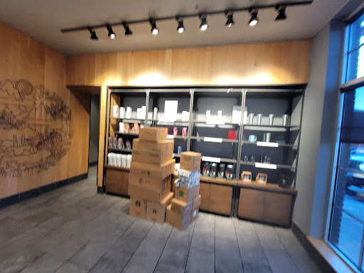 Liquor Store «Liquor Mart», reviews and photos, 224 Union St, Fieldsboro, NJ 08505, USA