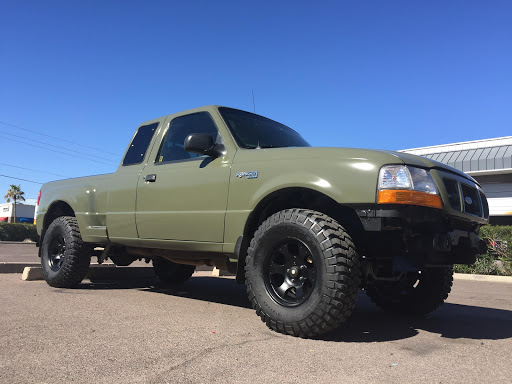 Auto Body Shop «Maaco Collision Repair & Auto Painting», reviews and photos, 7105 N 51st Ave #5, Glendale, AZ 85301, USA