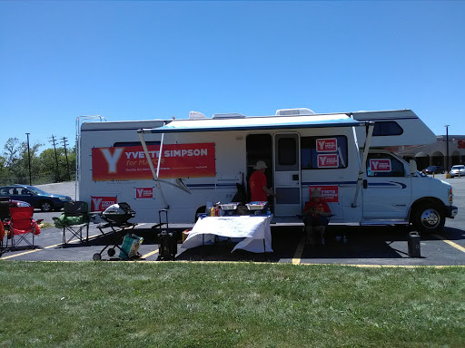 Grocery Store «Save-A-Lot», reviews and photos, 2435 Harrison Ave, Cincinnati, OH 45211, USA