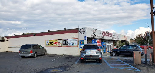 Grocery Store, 536 E Cross Ave, Tulare, CA 93274, USA, 