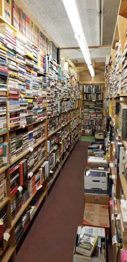 Book Store «Chamblin Bookmine», reviews and photos, 4551 Roosevelt Blvd, Jacksonville, FL 32210, USA
