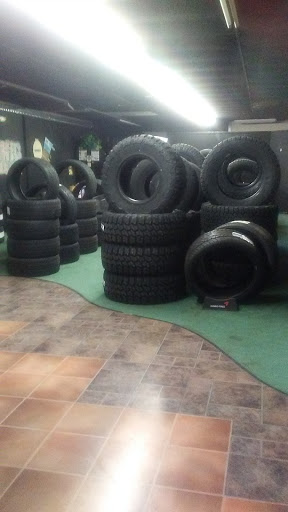 Used Tire Shop «Seguin Tire & Auto Services», reviews and photos, 1308 N Austin St, Seguin, TX 78155, USA