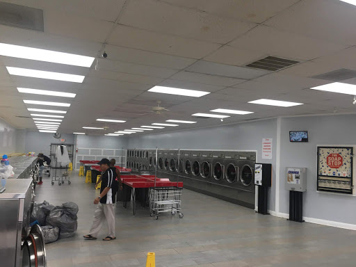 Laundromat «Village Oaks Coin Laundry», reviews and photos, 2510 Little Rock Rd, Charlotte, NC 28214, USA