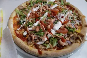 keb station bar pizza kebab image