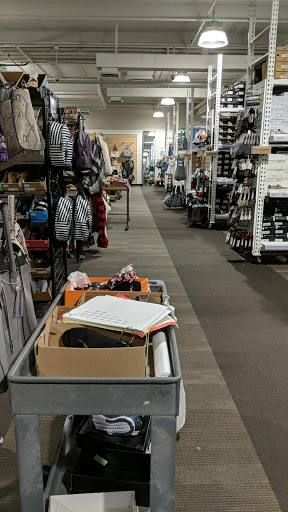 Shoe Store «DSW Designer Shoe Warehouse», reviews and photos, 2500 Central Park Ave, Yonkers, NY 10710, USA